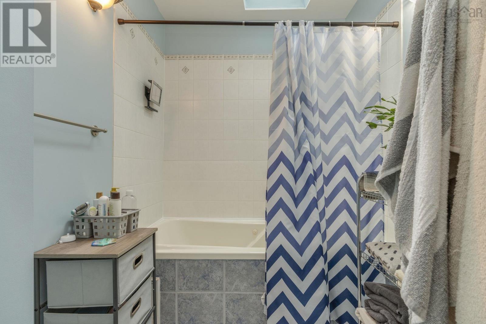 Property 17 of 50 of 24 Joffre Street SE