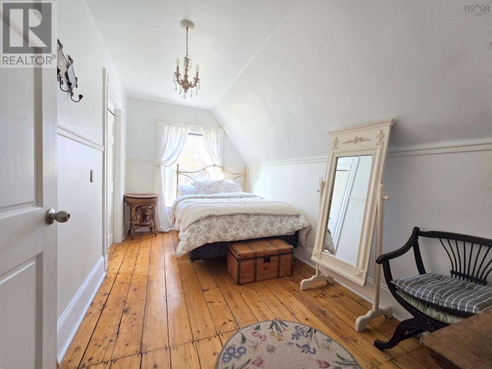 Property 23 of 49 of 179-181 East Victoria Street