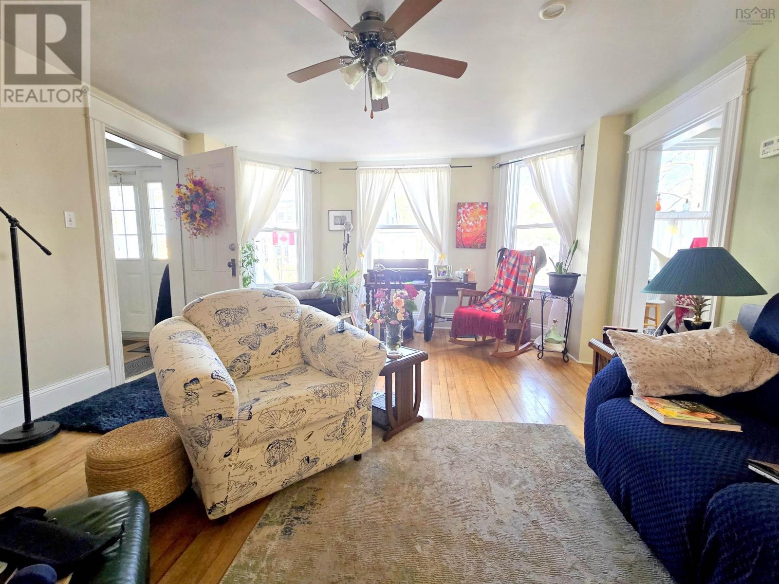 Property 28 of 49 of 179-181 East Victoria Street