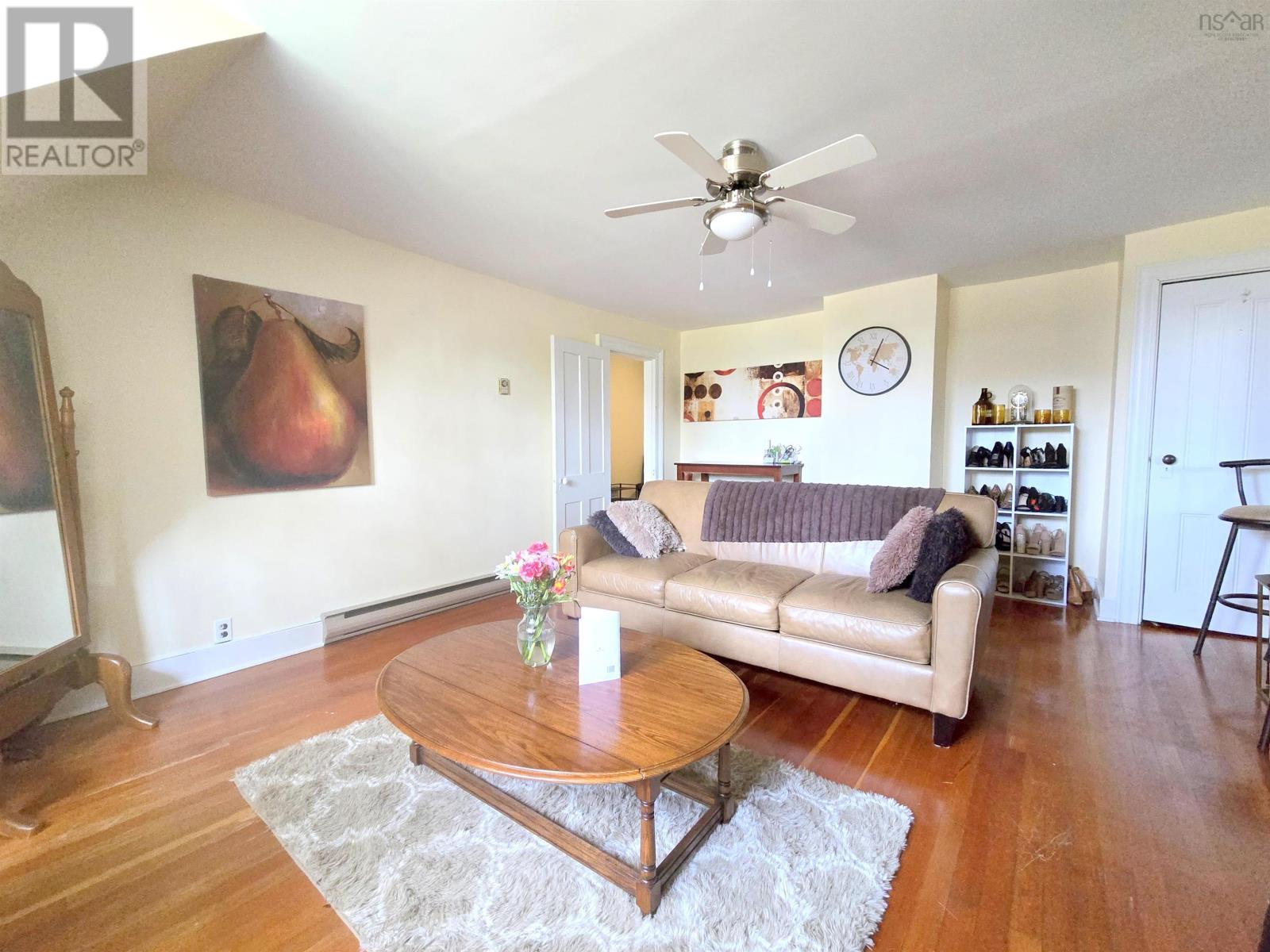 Property 38 of 49 of 179-181 East Victoria Street