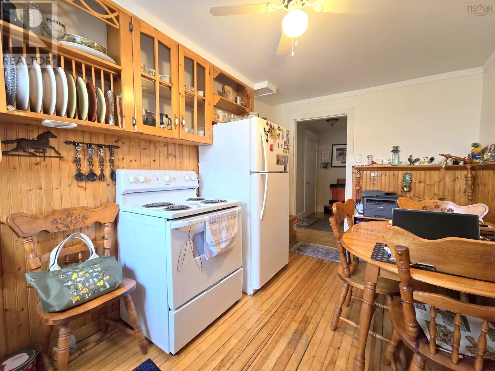 Property 34 of 49 of 179-181 East Victoria Street