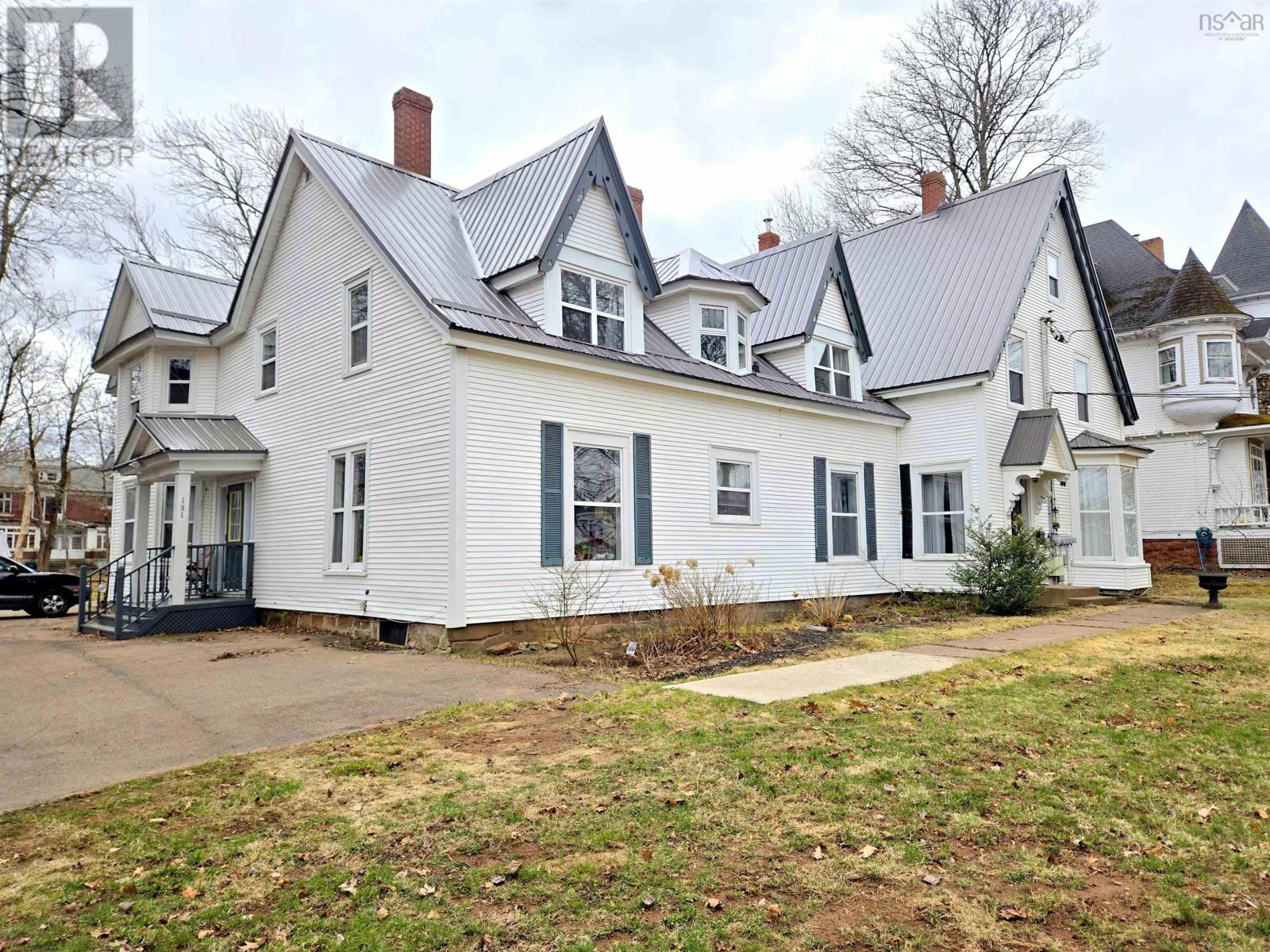 Property 3 of 49 of 179-181 East Victoria Street