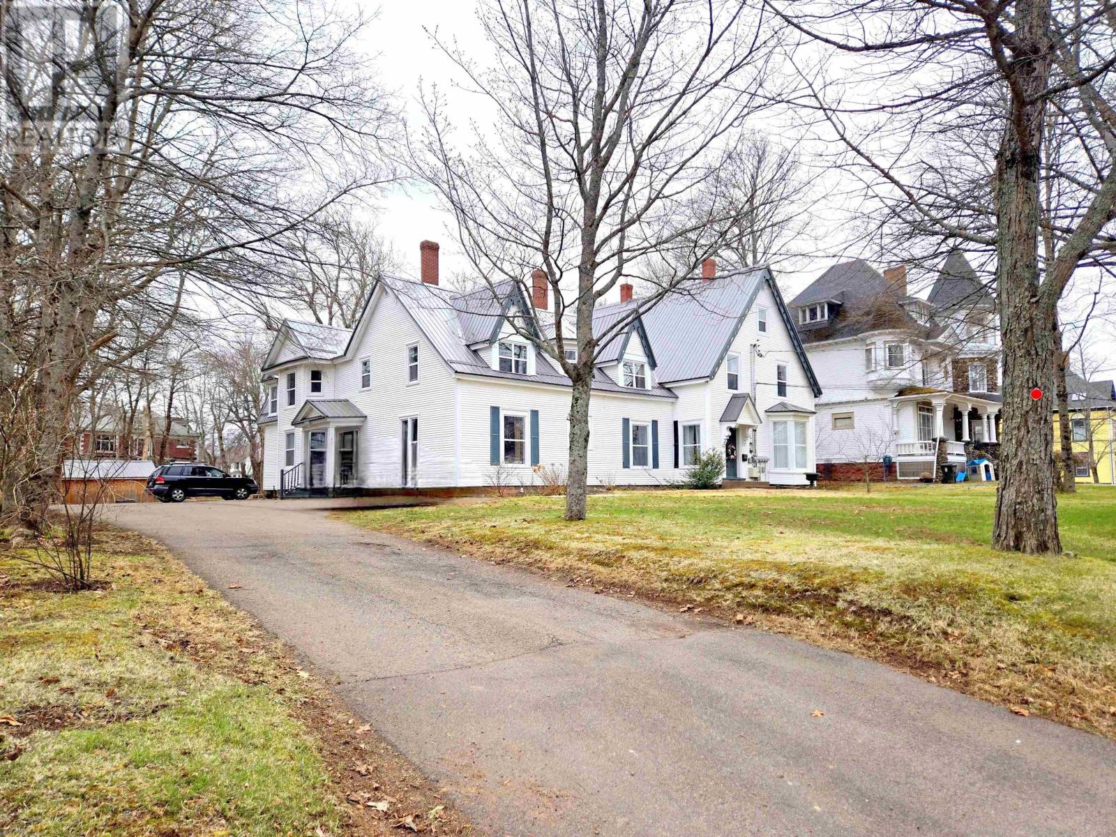 Property 2 of 49 of 179-181 East Victoria Street