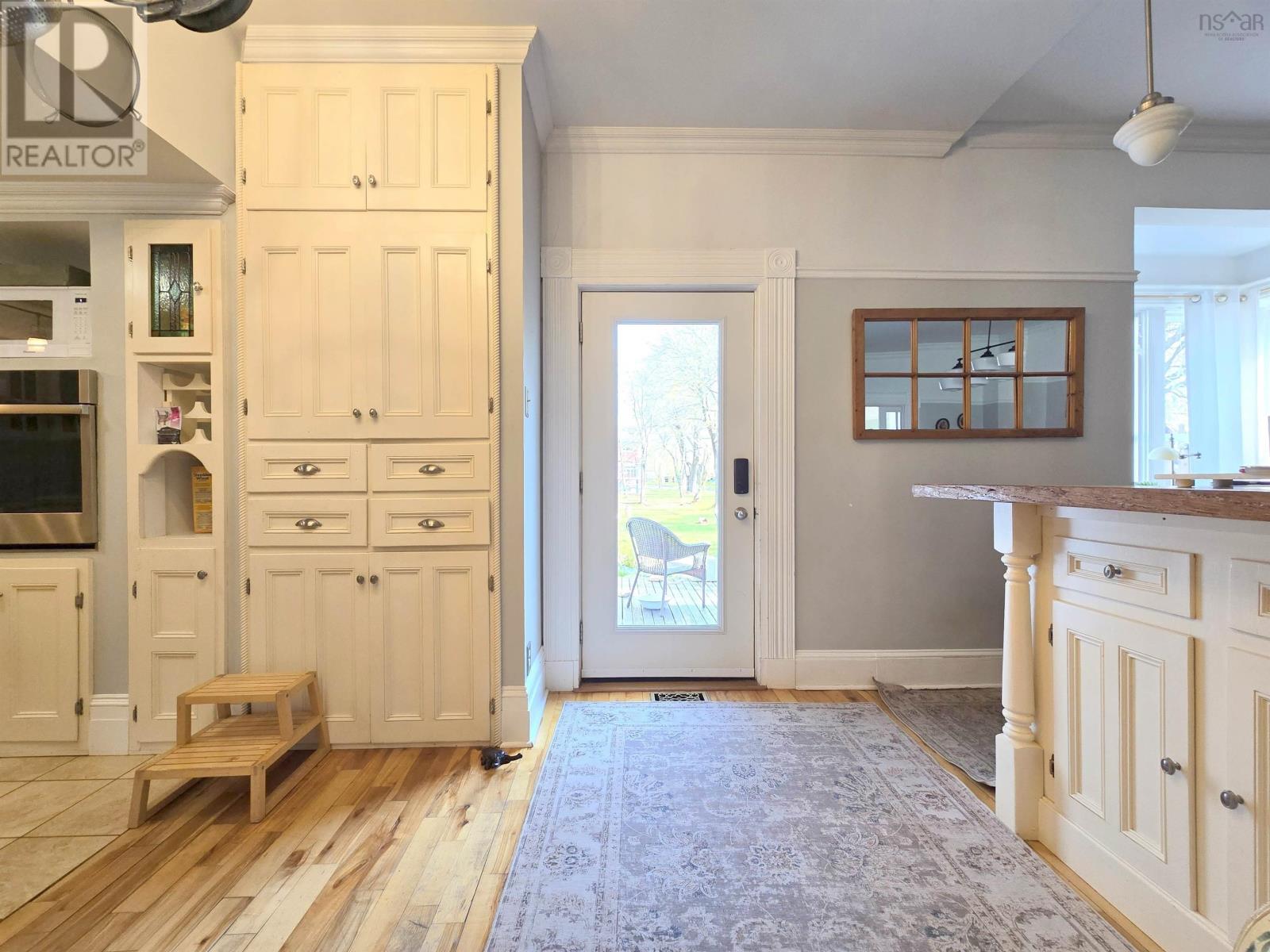 Property 12 of 49 of 179-181 East Victoria Street