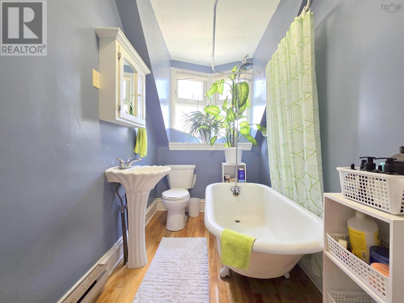 Property 41 of 49 of 179-181 East Victoria Street