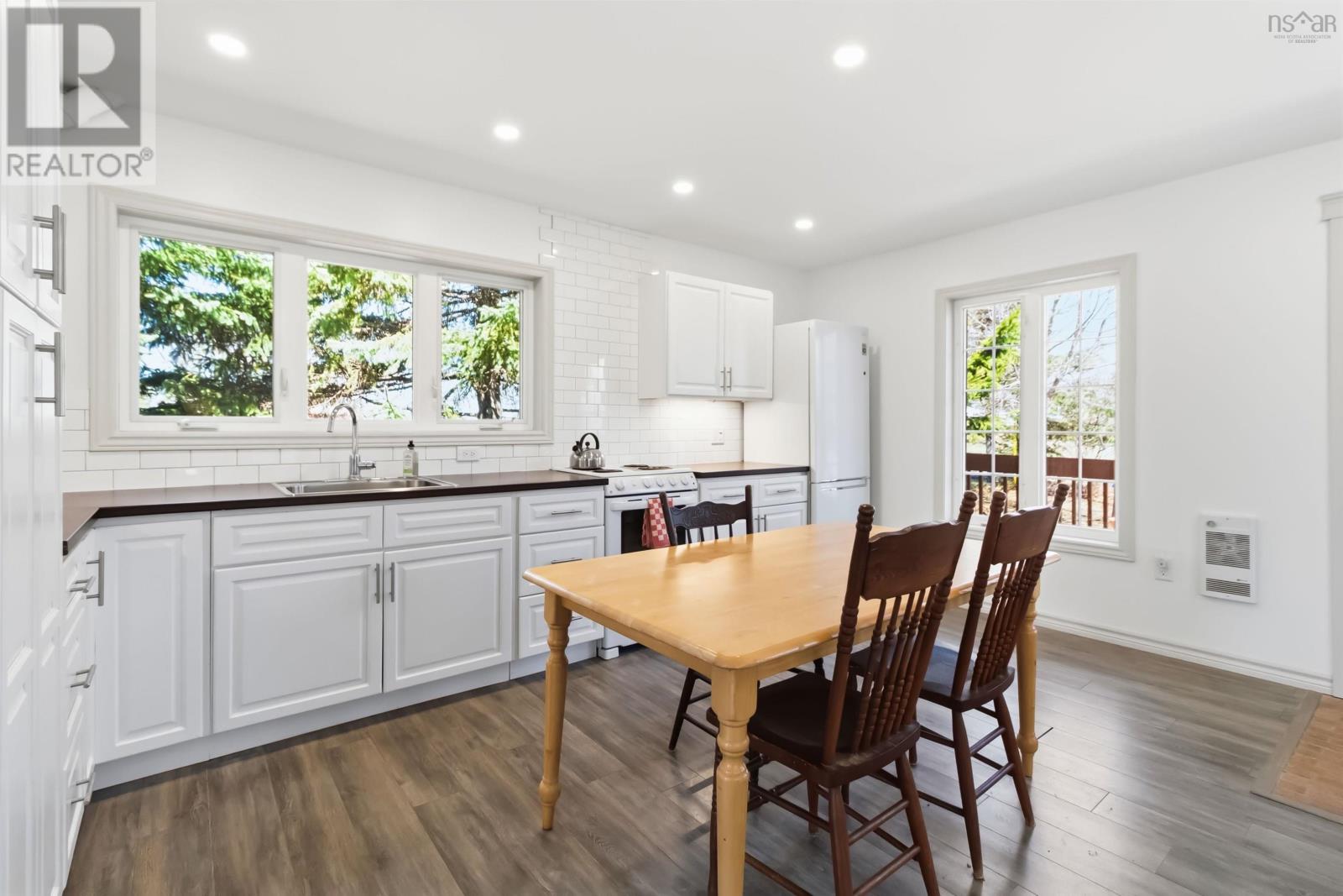 Property 12 of 35 of 24 Mitchell Island Loop