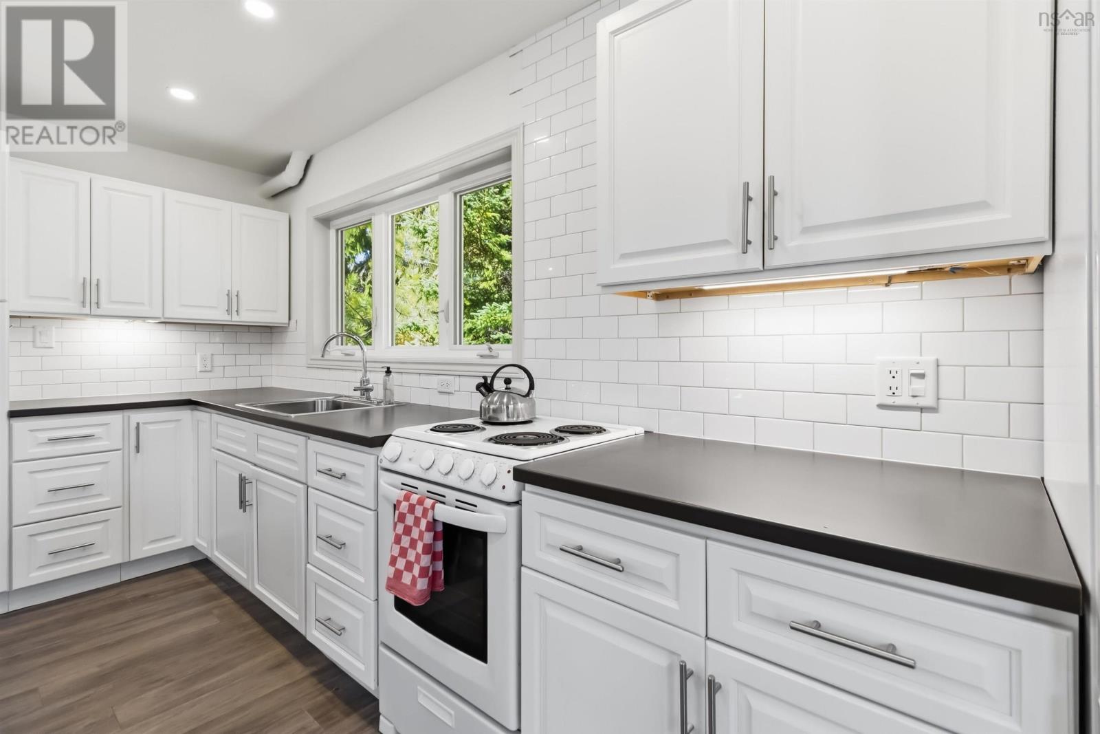 Property 13 of 35 of 24 Mitchell Island Loop