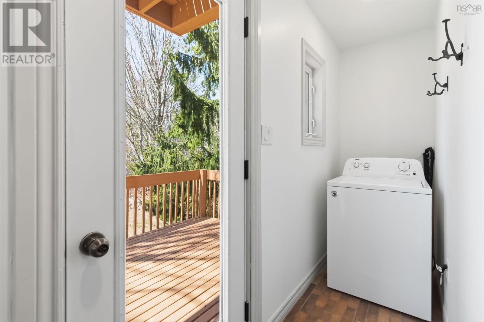 Property 18 of 35 of 24 Mitchell Island Loop