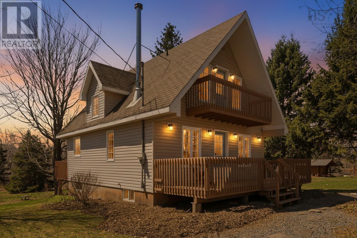 Property 5 of 35 of 24 Mitchell Island Loop