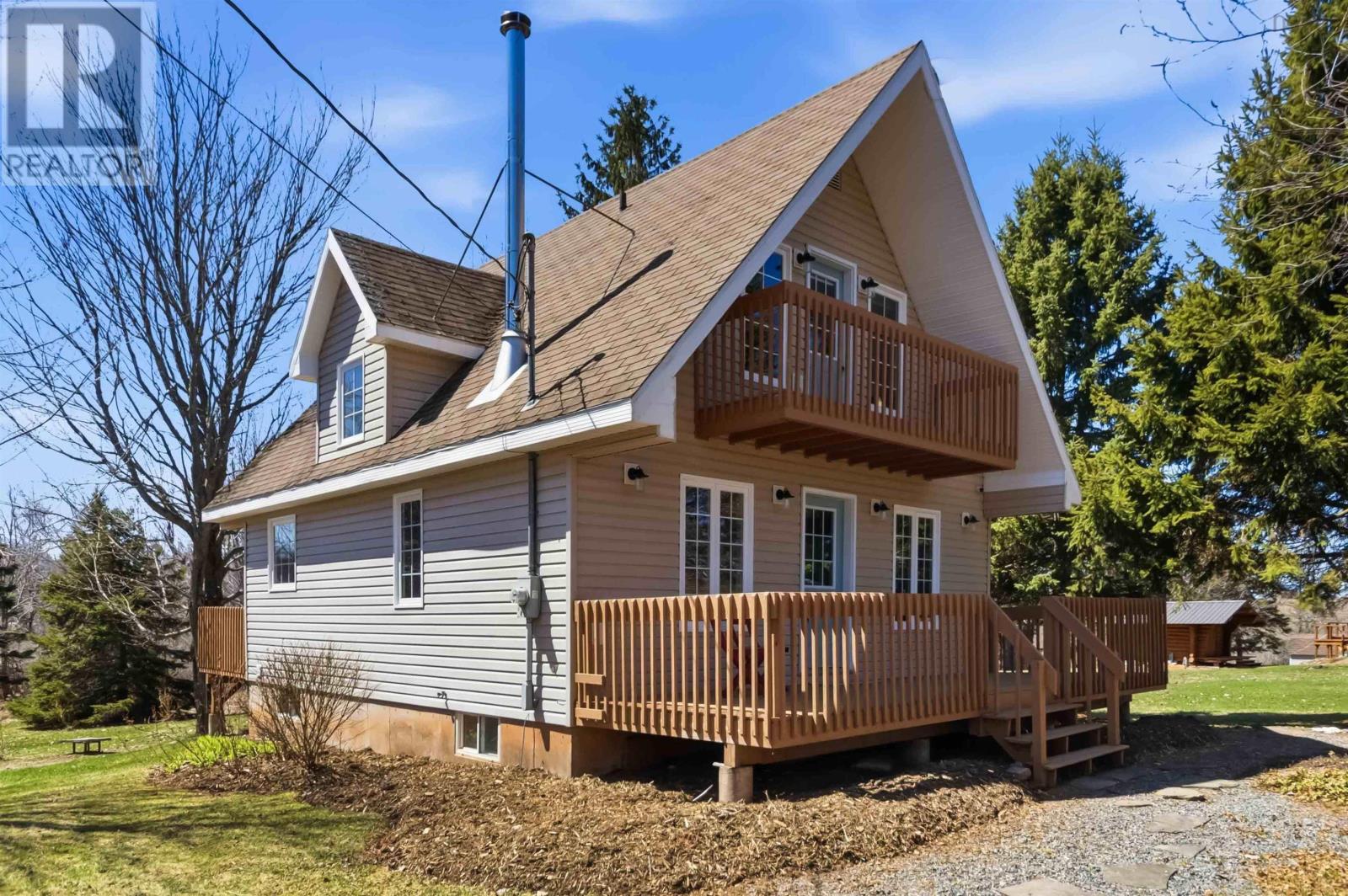 Property 6 of 35 of 24 Mitchell Island Loop