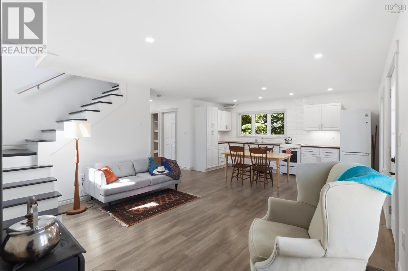 Property 9 of 35 of 24 Mitchell Island Loop