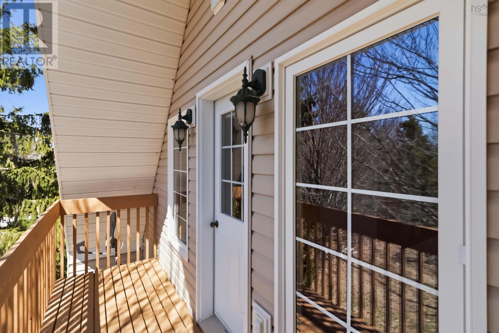 Property 27 of 35 of 24 Mitchell Island Loop