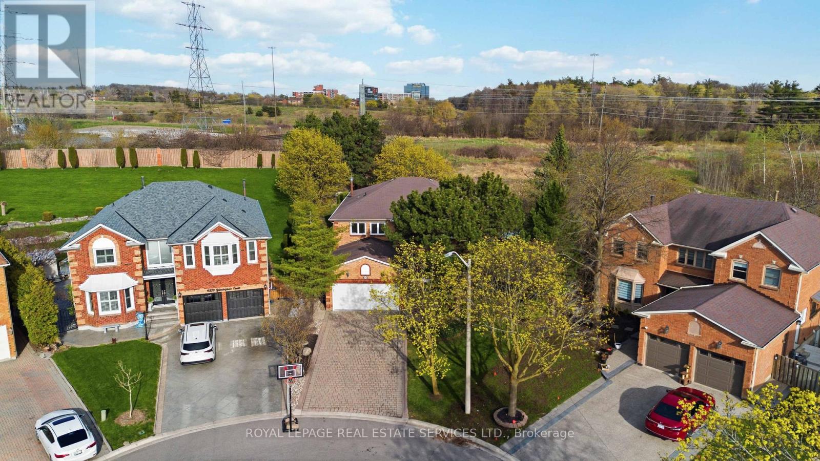 4330 SPINNINGDALE COURT - 47