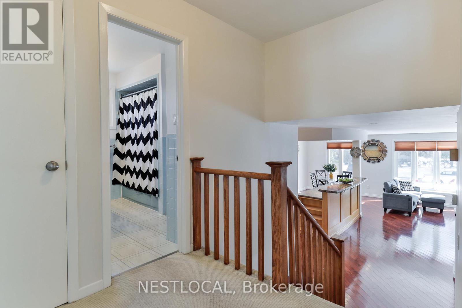 1286 LANDFAIR CRESCENT - 13