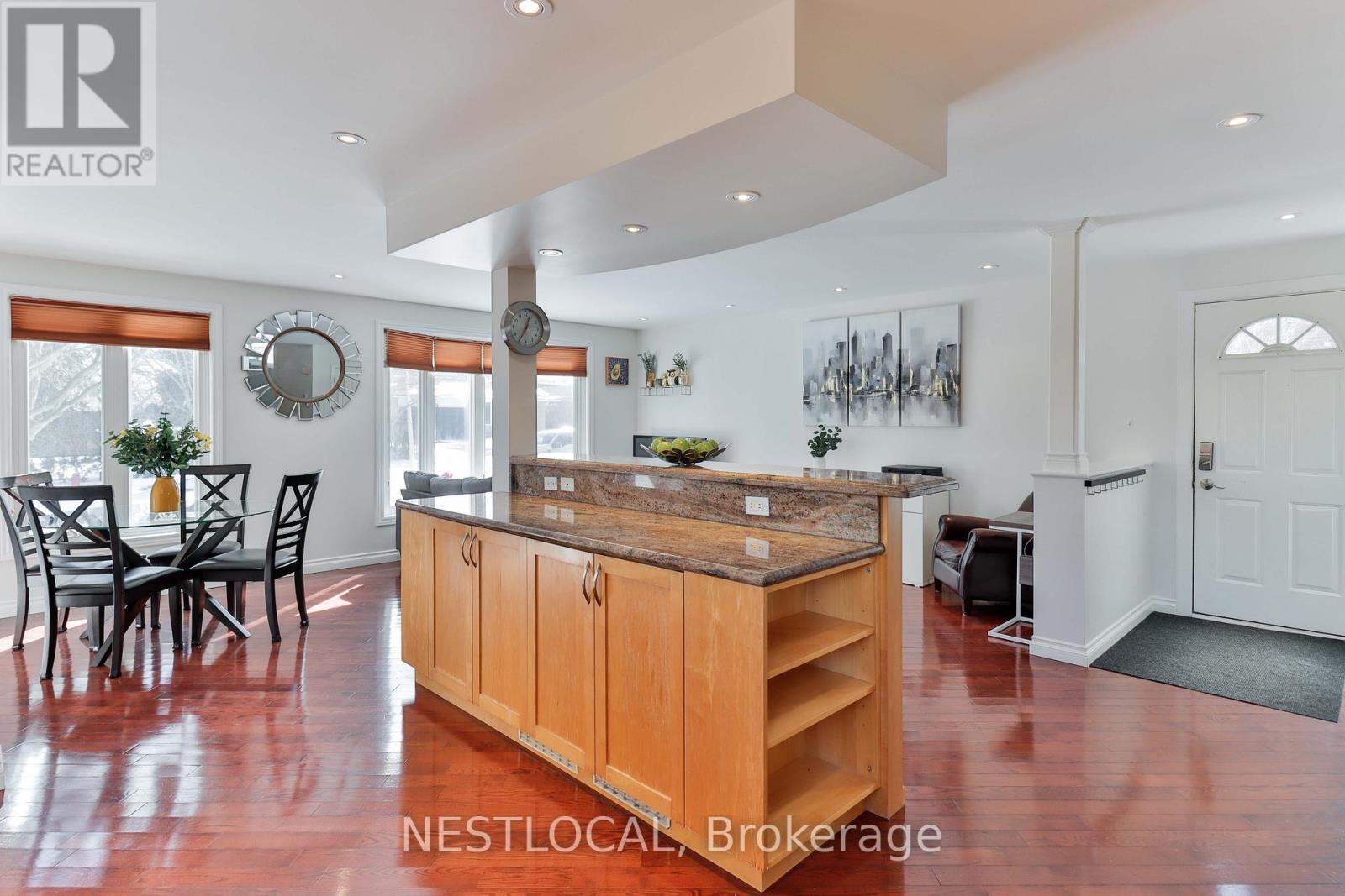 1286 LANDFAIR CRESCENT - 4