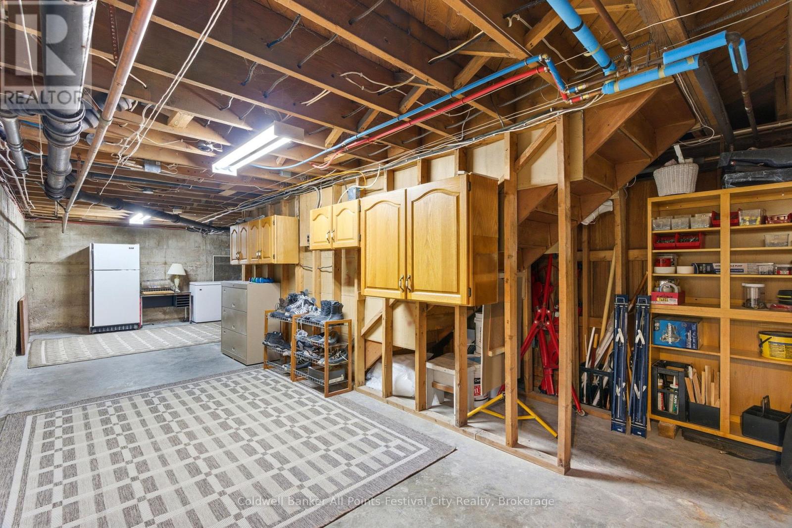 101 WATERLOO STREET N - 38