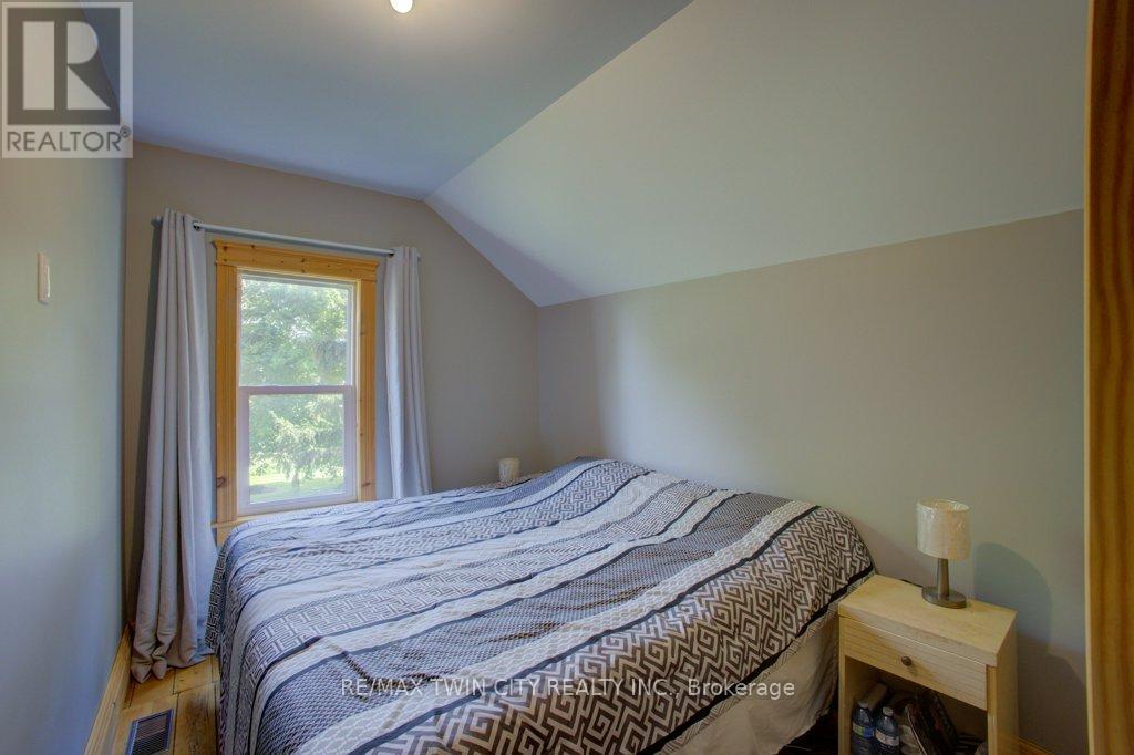 86561 LONDON ROAD - 16