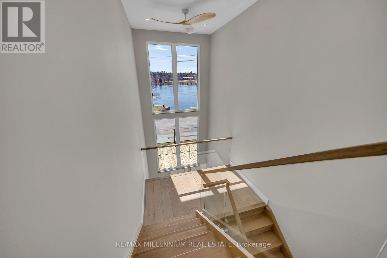 37 FRONT STREET - 25