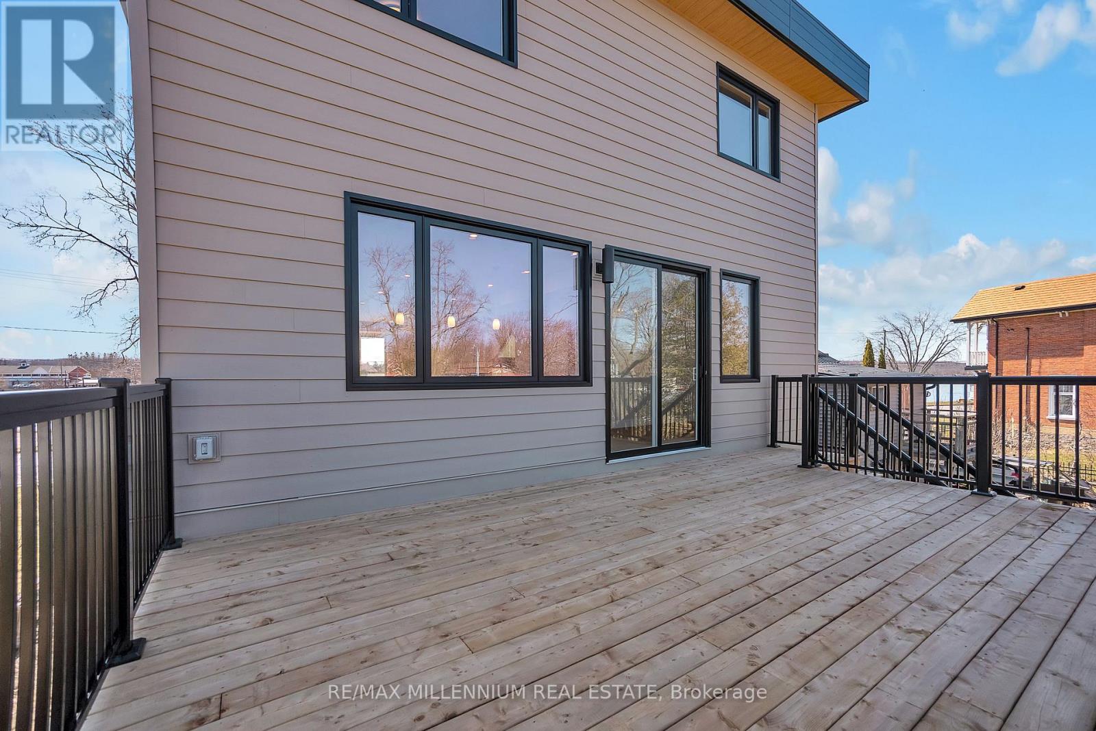 37 FRONT STREET - 9
