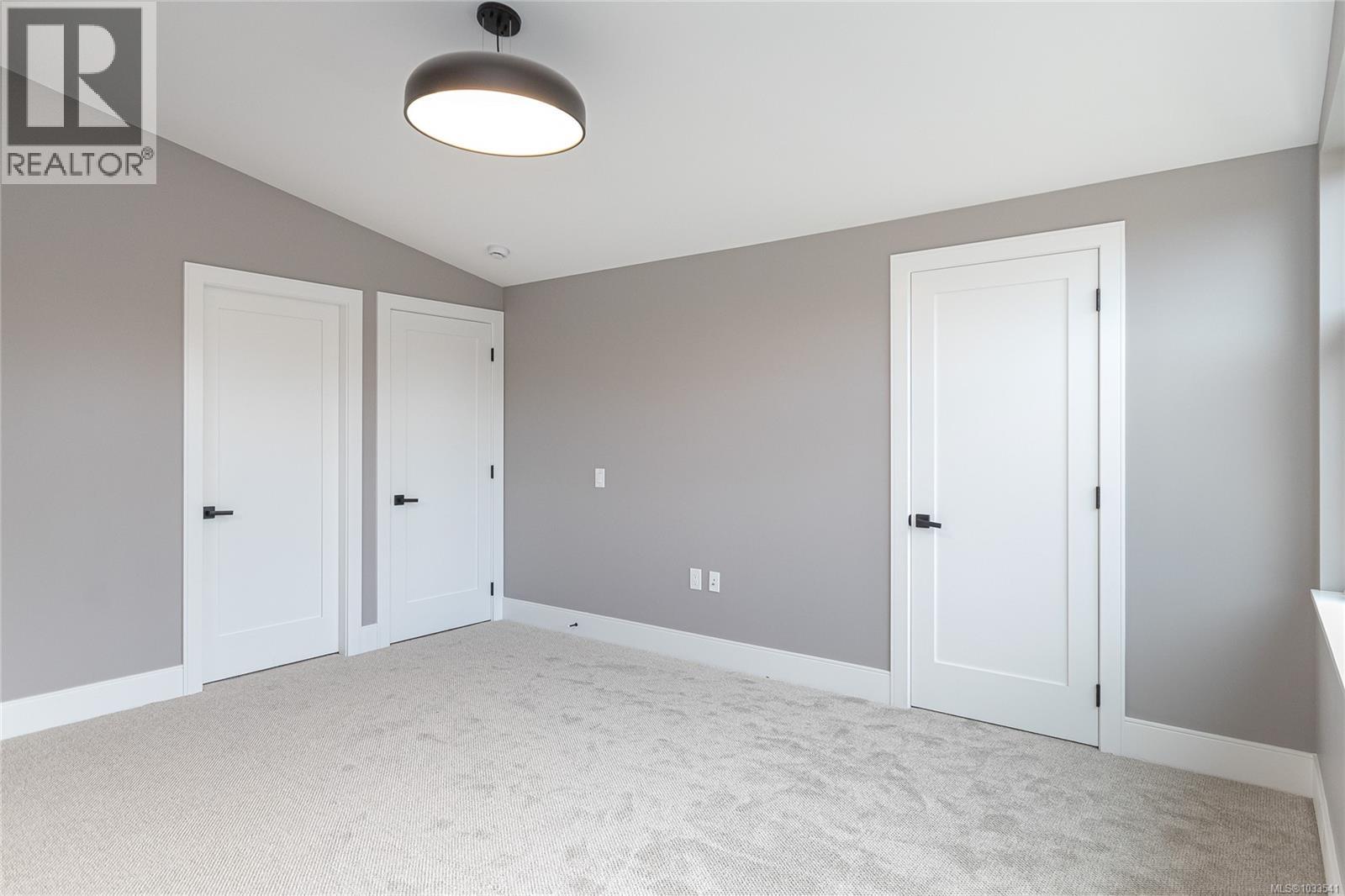656 Medalist Ave - 26