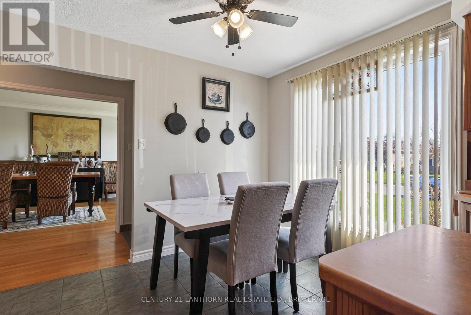 417 BEACH AVENUE — photo 13