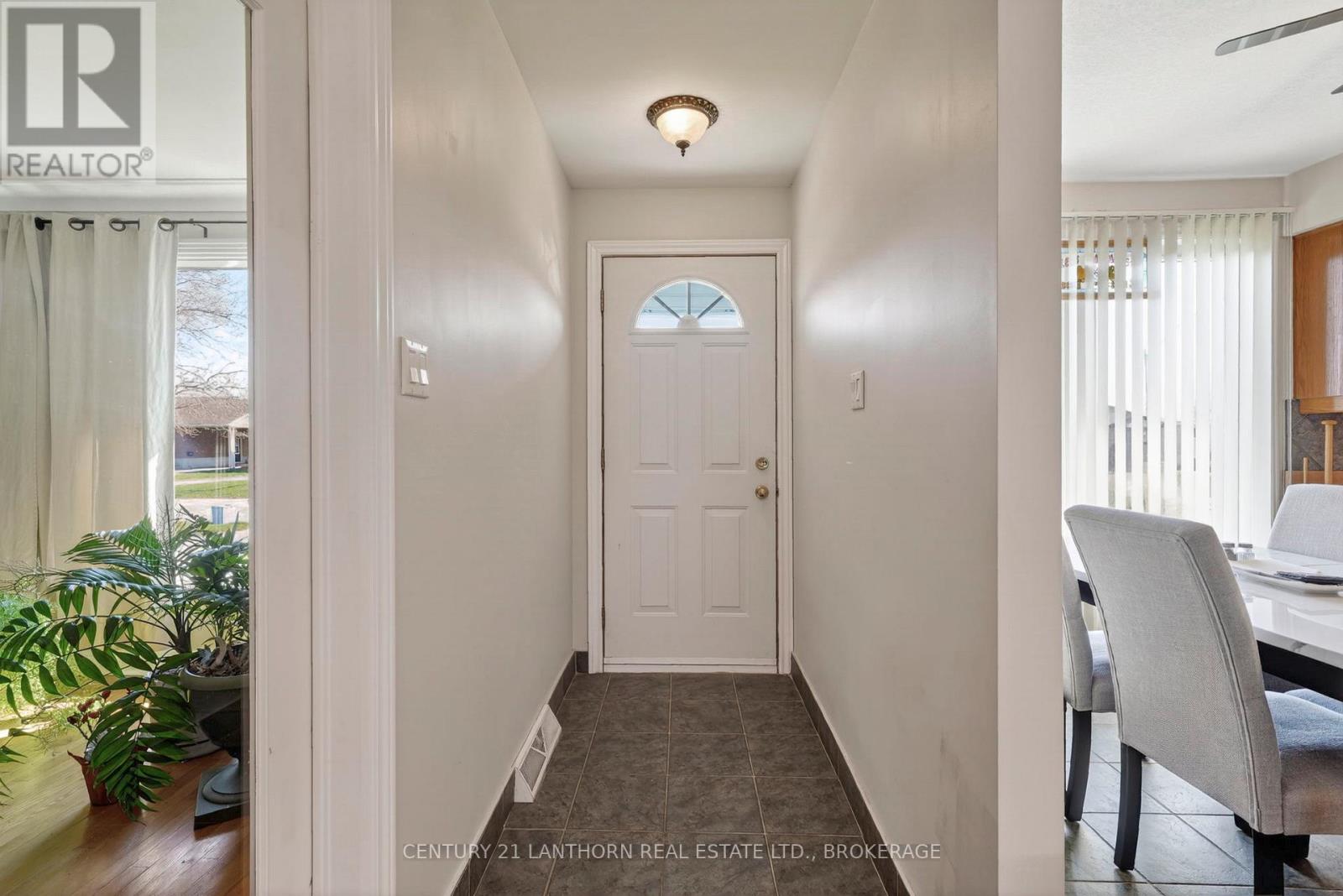 417 BEACH AVENUE - photo 5