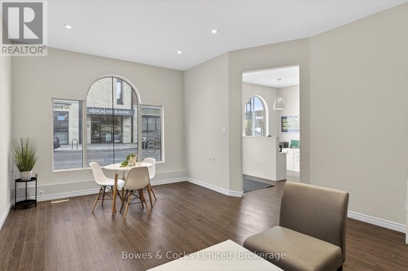269 CHARLOTTE STREET — photo 12