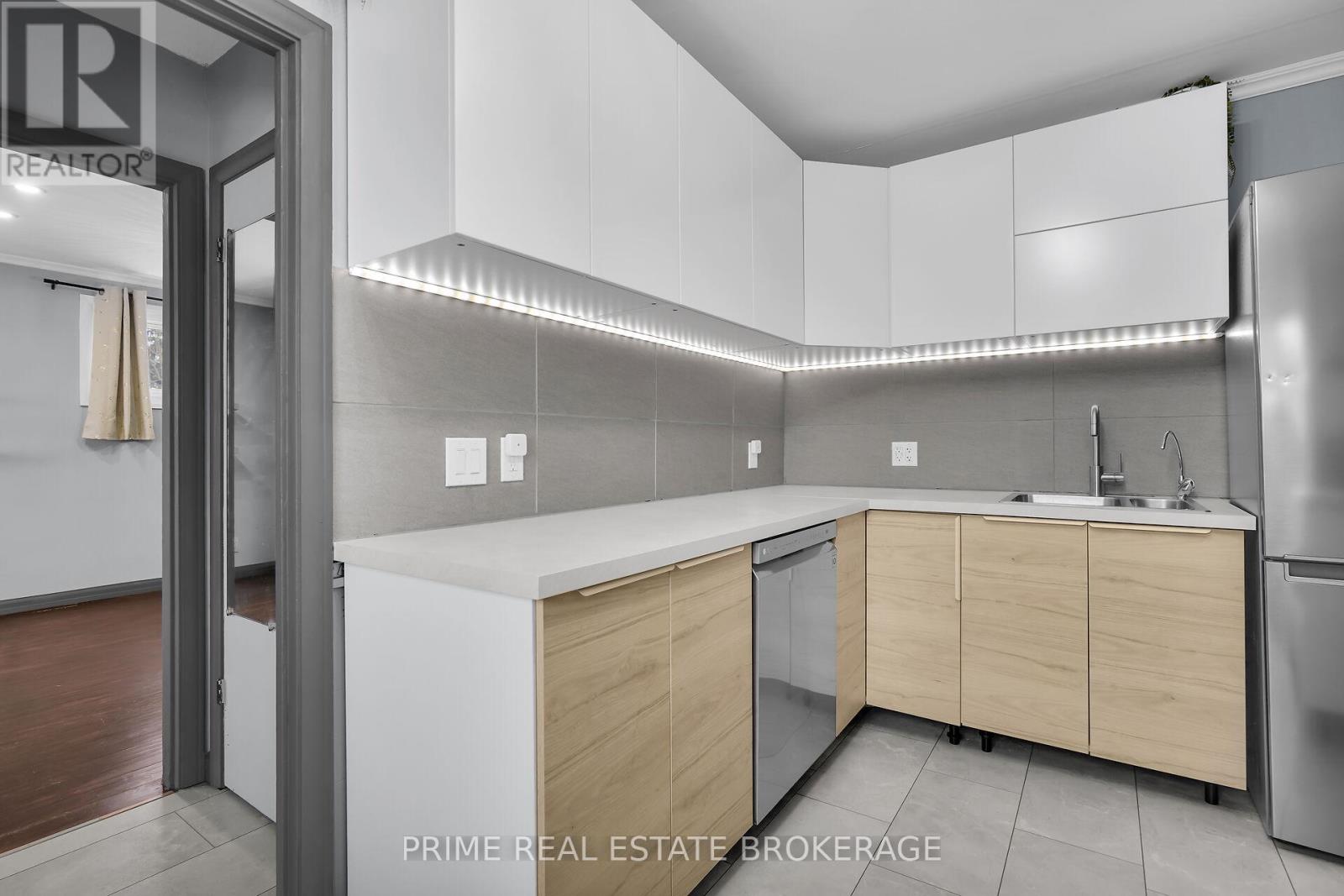 361 SPRUCE STREET - 17