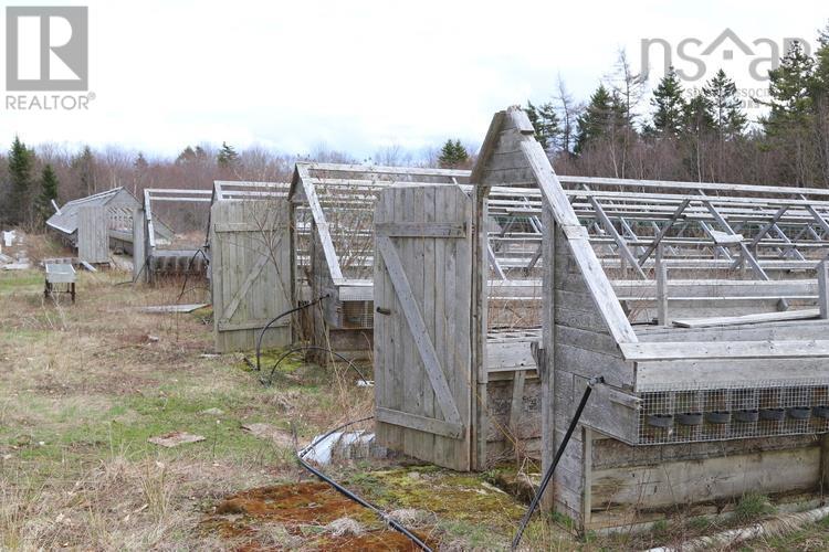 Property 23 of 24 of 1253 Hilltown Road