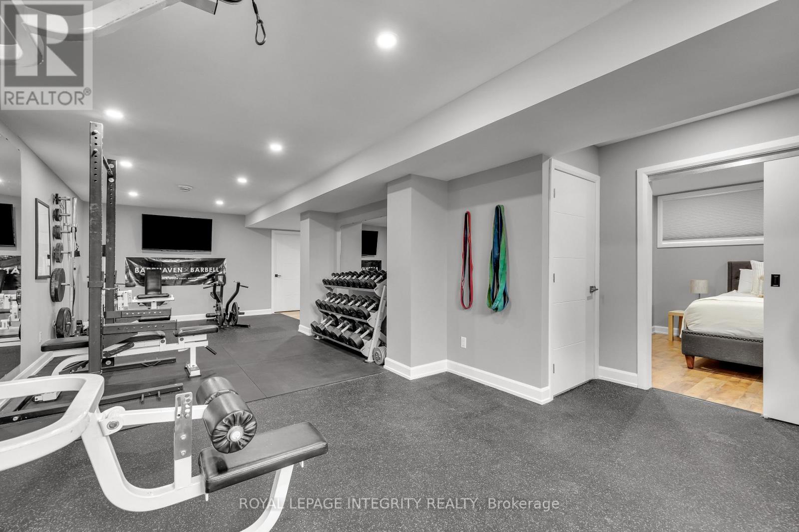 440 ARORA CRESCENT - 24