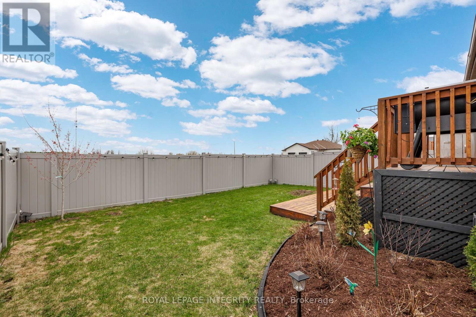 440 ARORA CRESCENT - 34