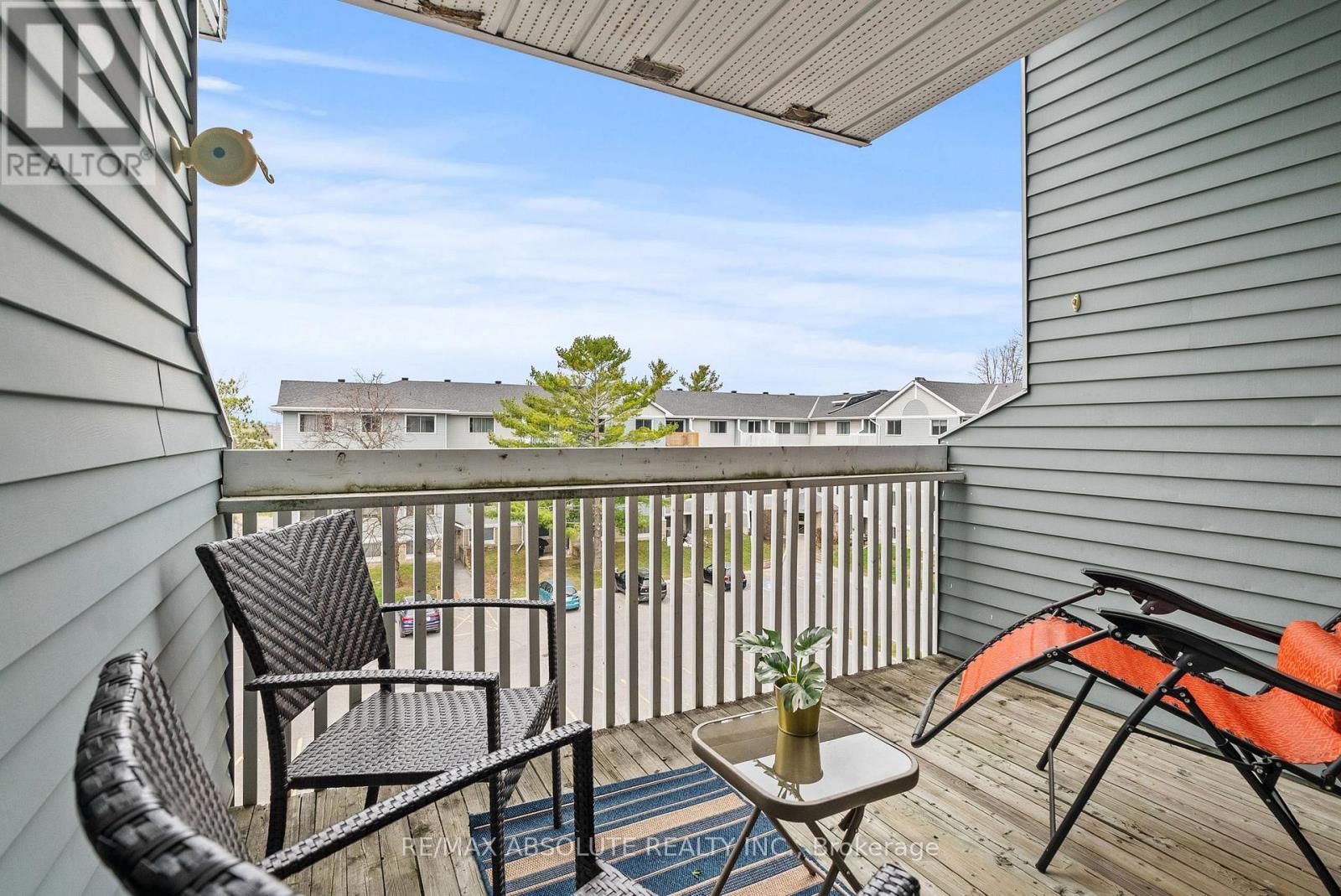 #415 216 VIEWMOUNT DRIVE - 25