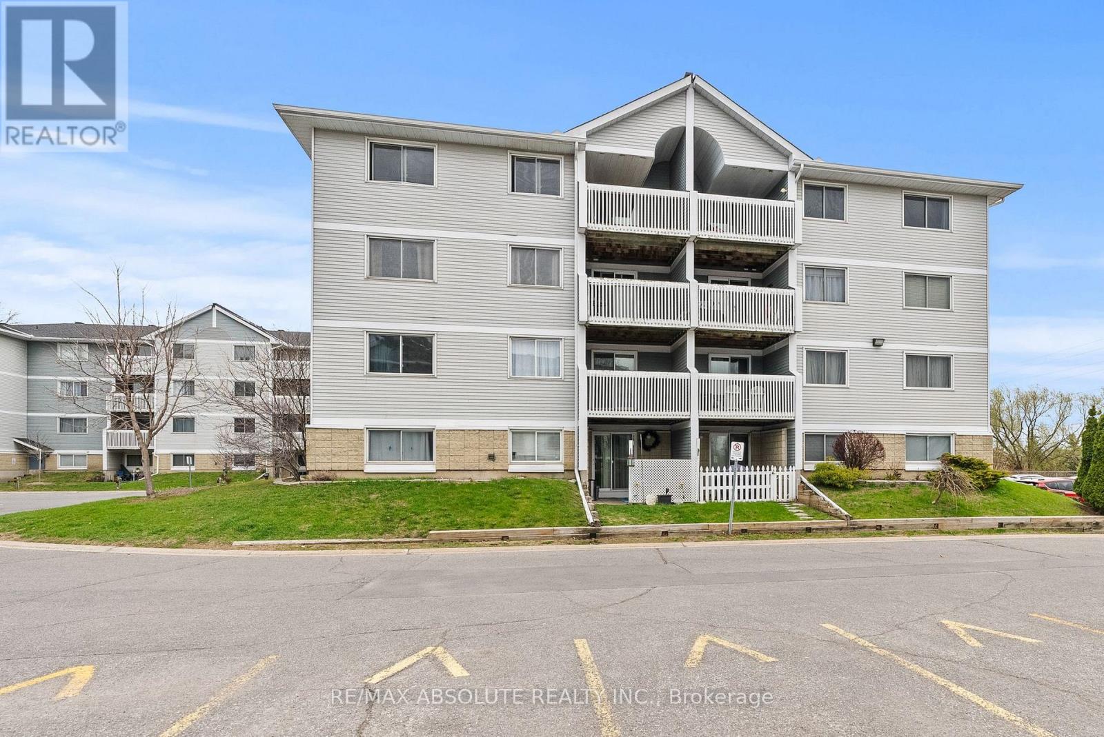 #415 216 VIEWMOUNT DRIVE - 27