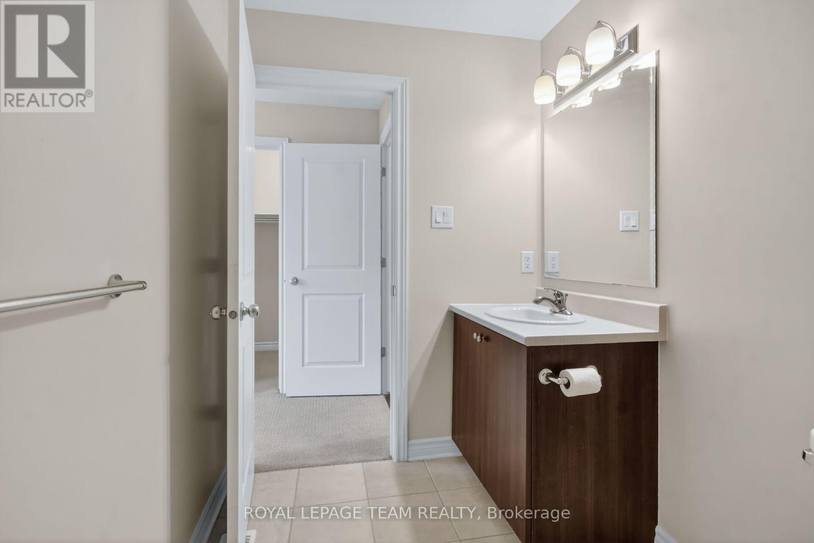 765 DEARBORN PRIVATE - 17