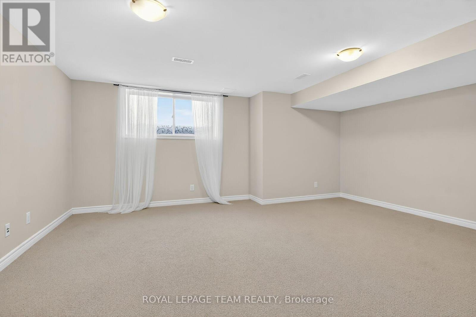 765 DEARBORN PRIVATE - 24