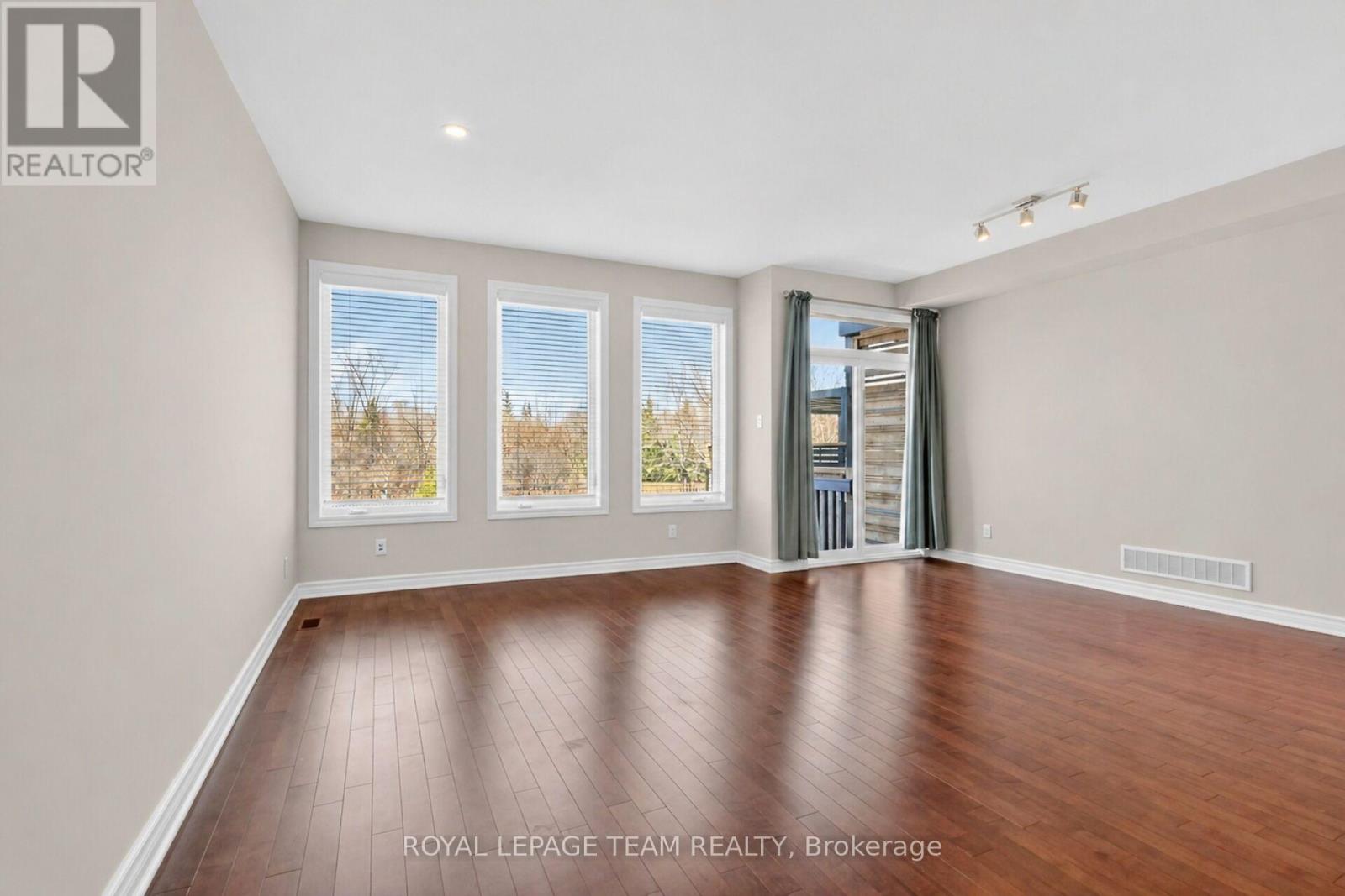 765 DEARBORN PRIVATE - 5