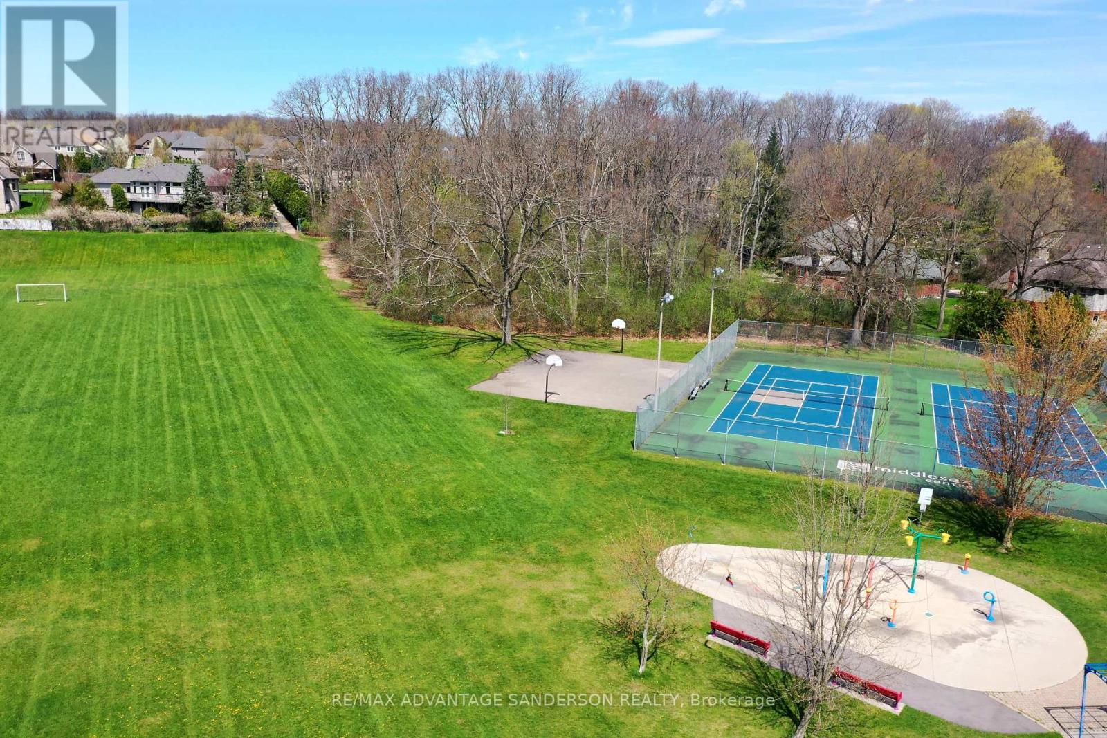 23 BIRCHCREST DRIVE Property Photo