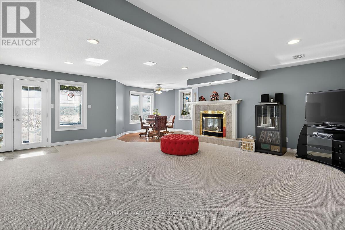 23 BIRCHCREST DRIVE Property Photo