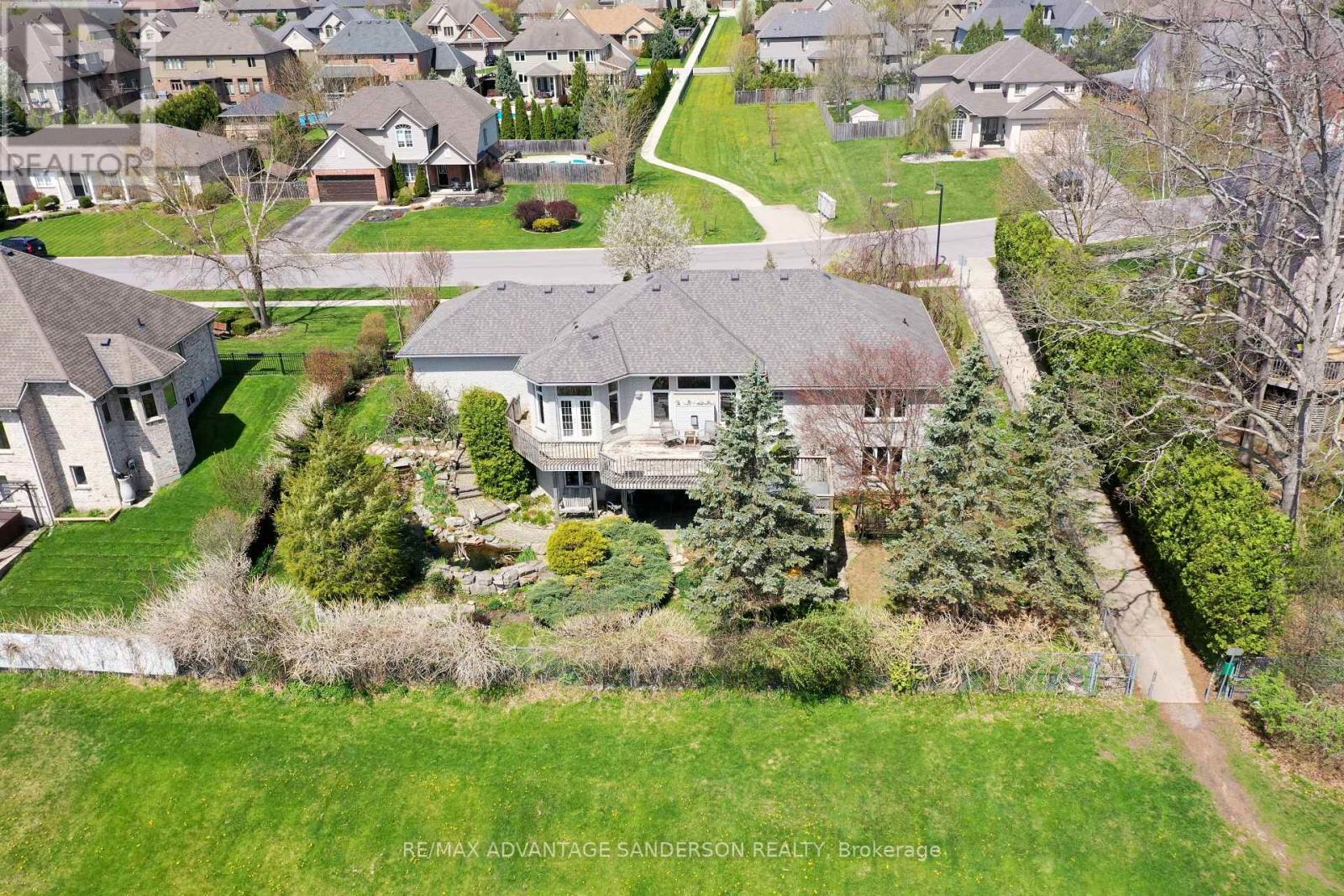 23 BIRCHCREST DRIVE Property Photo