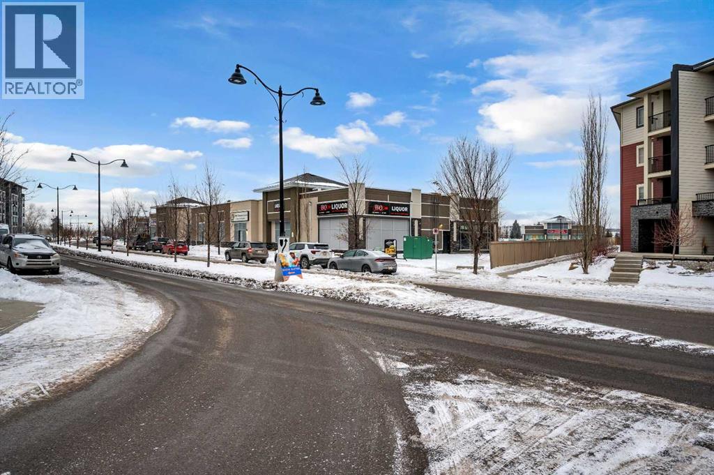 #8218 151 Legacy Main Street SE - 27