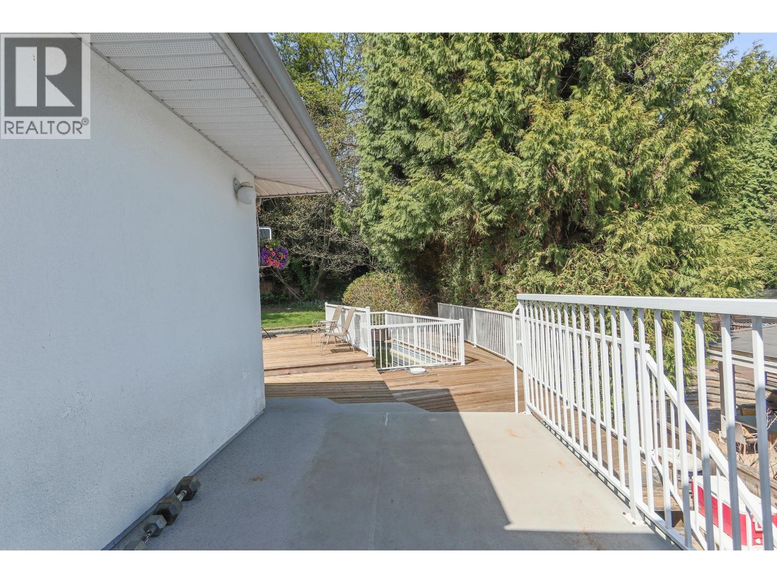 1352 E 16TH STREET, North Vancouver