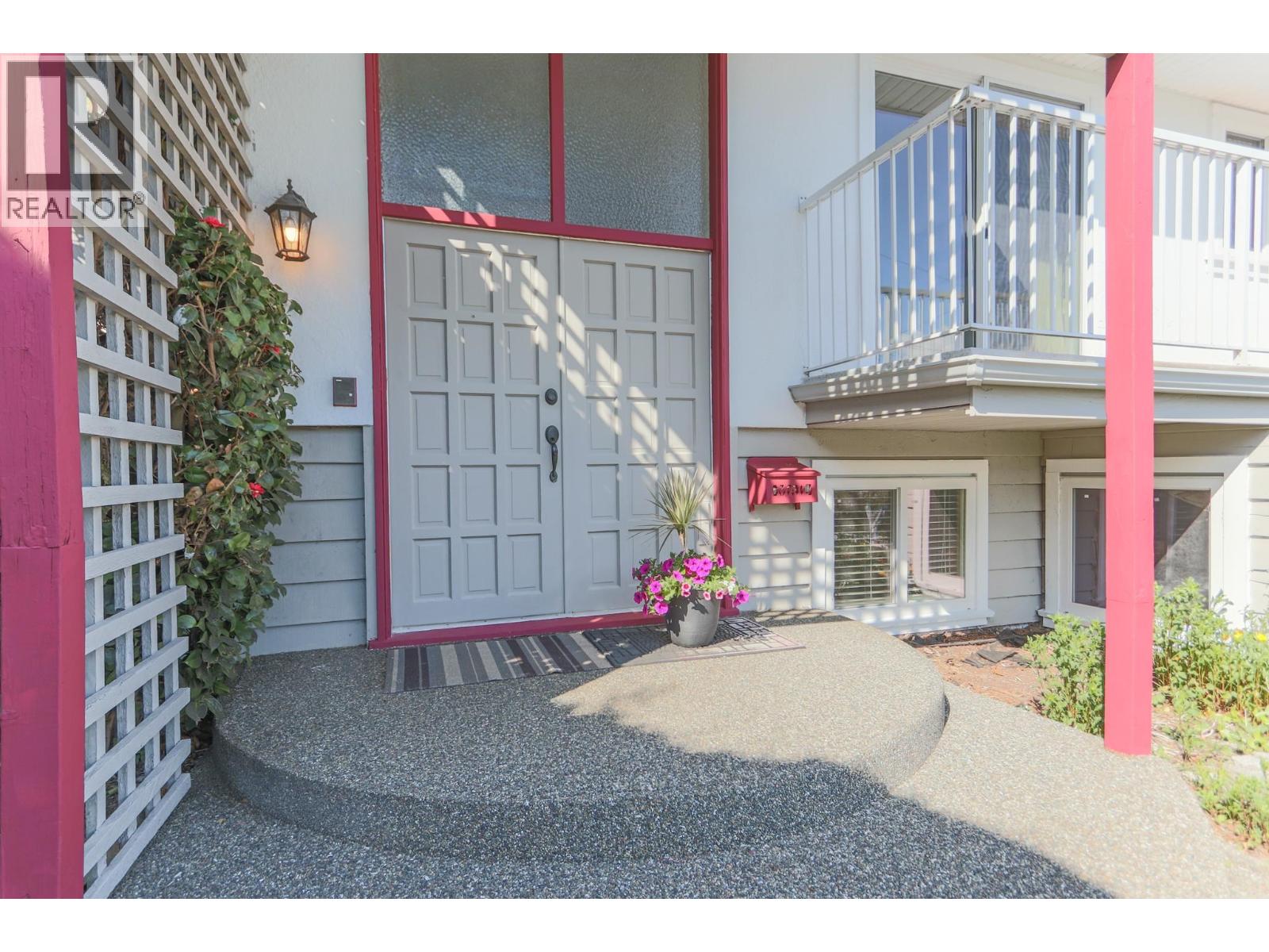 1352 E 16TH STREET, North Vancouver