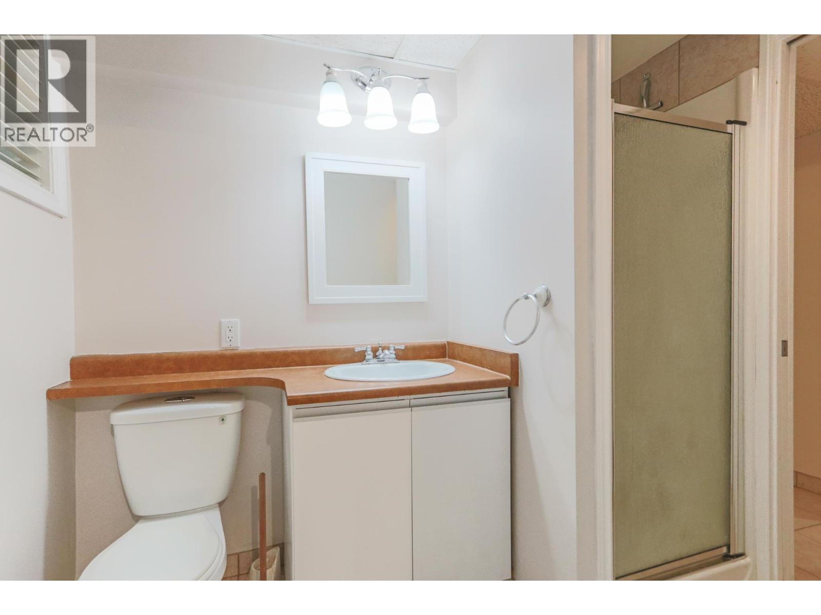 1352 E 16TH STREET, North Vancouver