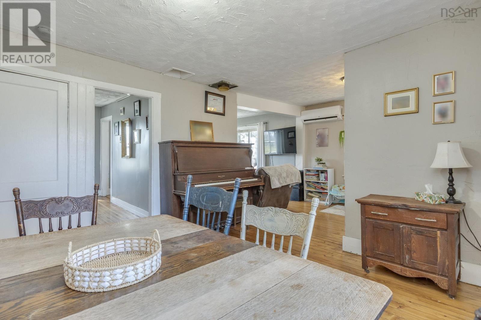 Property 12 of 41 of 1278 Crisp Road