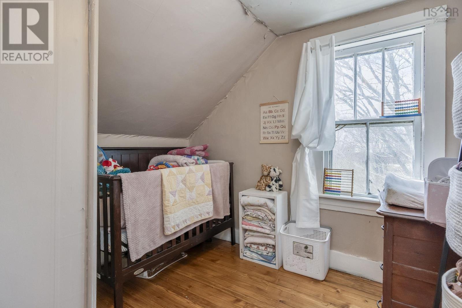 Property 19 of 41 of 1278 Crisp Road