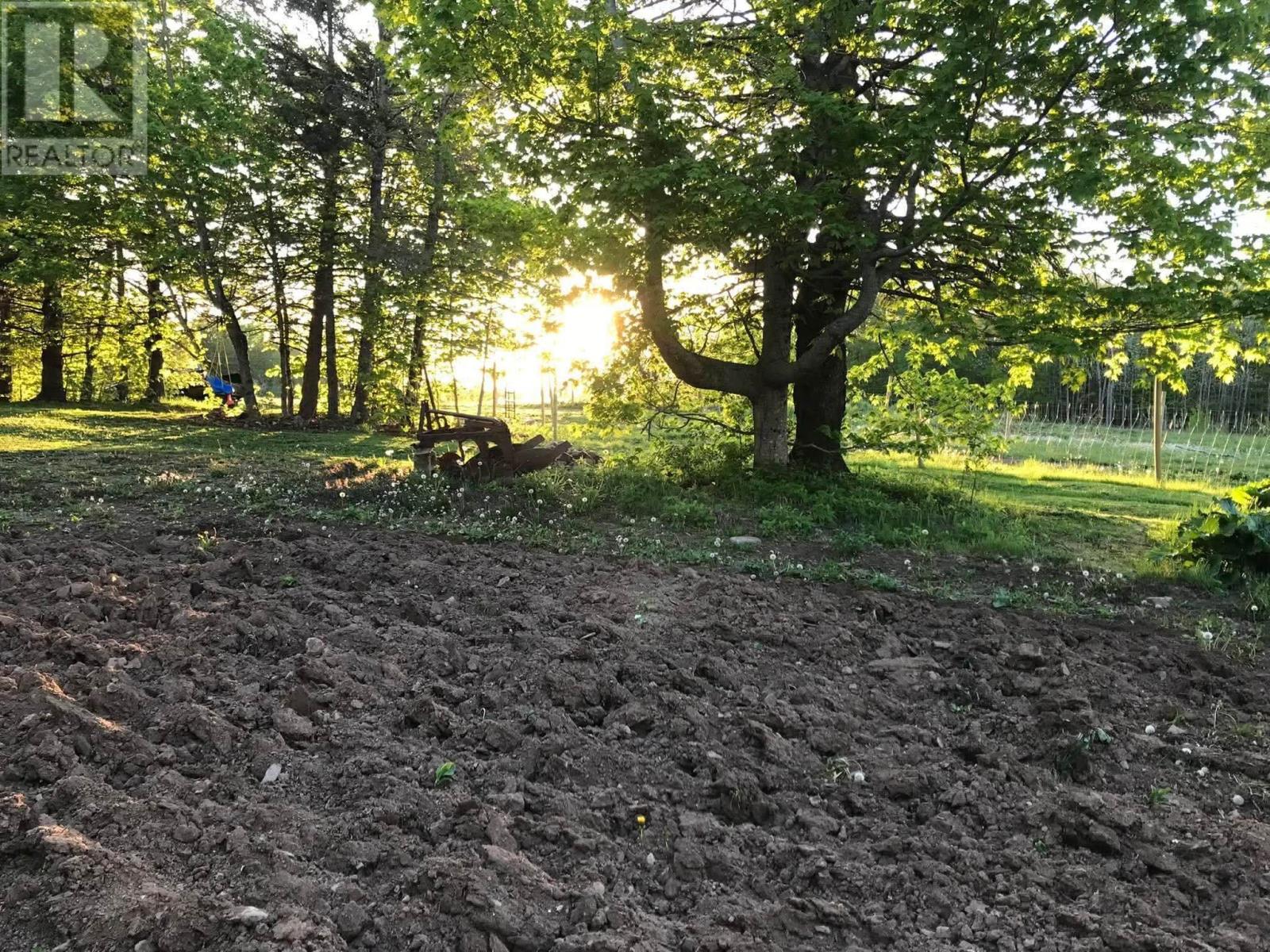 Property 3 of 41 of 1278 Crisp Road