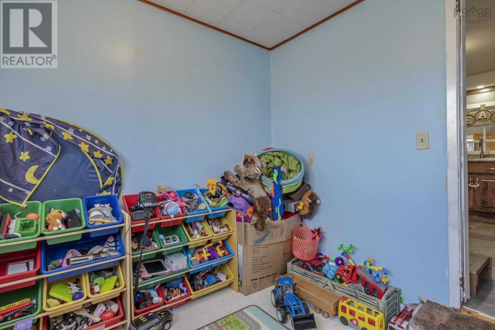 Property 9 of 41 of 1278 Crisp Road