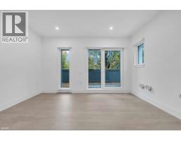 108 2085 E 1 Avenue, Vancouver, BC V5N1B6 Photo 12
