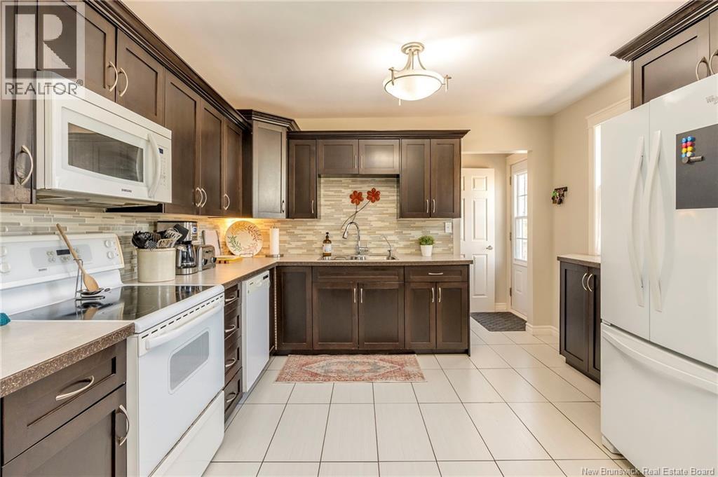42 Stewart Avenue - 21