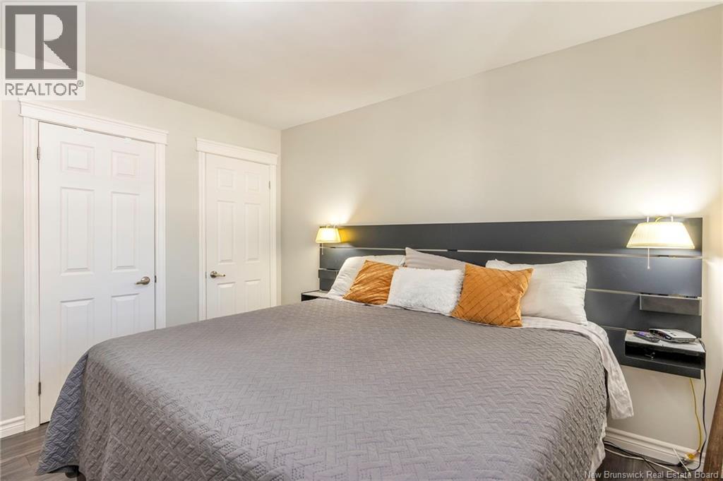 42 Stewart Avenue - 27